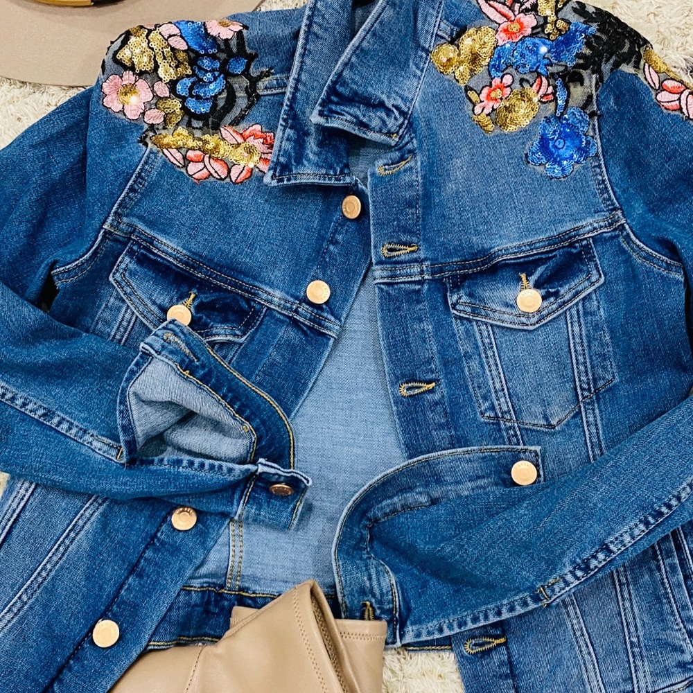 Jean jacket with lace sequins embellishment, size s, fitted, new, handmade